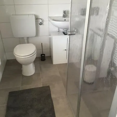 Ferien- Und Messewohnung In Apartmán *
